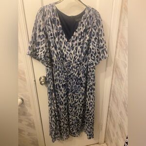 Jessica Howard Blue and White Leopard Maxi Dress